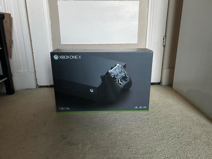 XBOX ONE X 1TB 4K (zonder controller), Spelcomputers en Games, Spelcomputers | Xbox One, Zo goed als nieuw, Xbox One X, 1 TB, Zonder controller