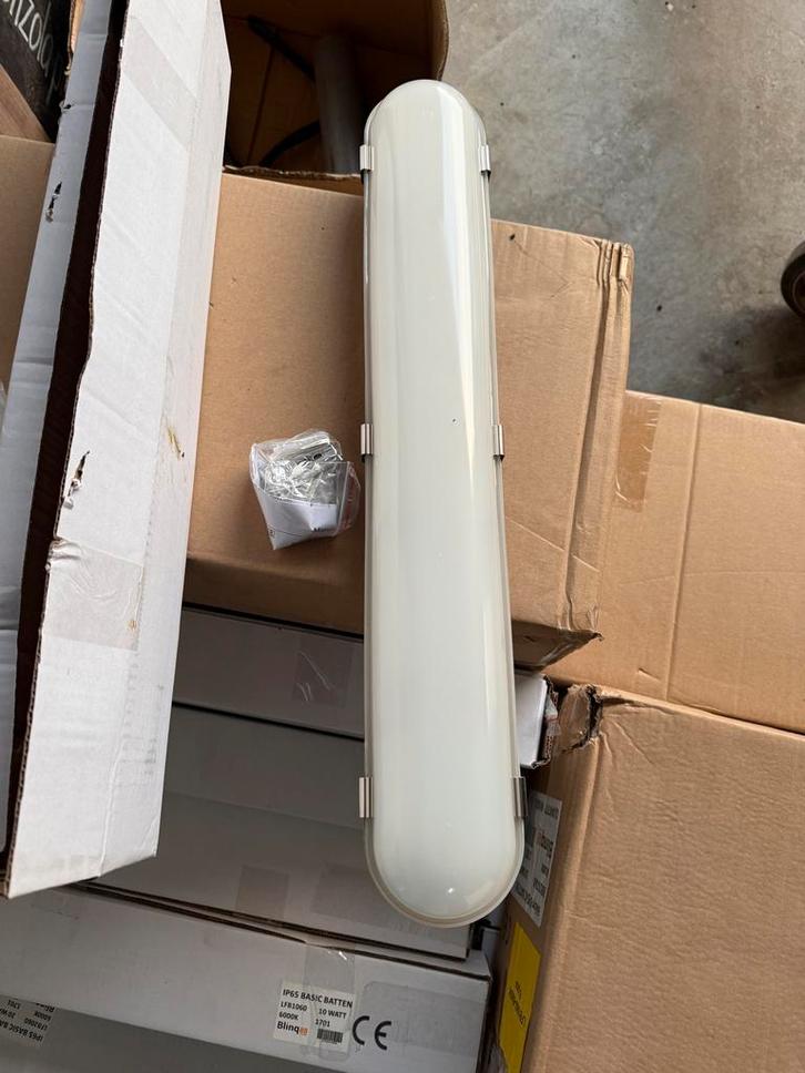 Nieuwe LED Batten Lamp - 10 Watt plafond Tl lampen partij, Huis en Inrichting, Lampen | Vloerlampen, Nieuw, Minder dan 100 cm