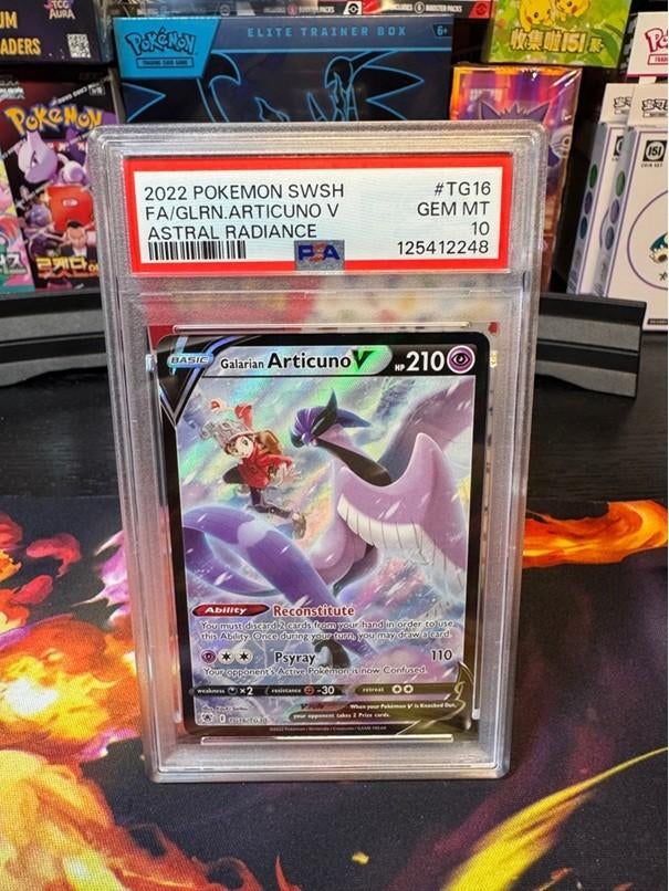 Galarian Articuno V #TG16 PSA 10, Ophalen of Verzenden, Zo goed als nieuw