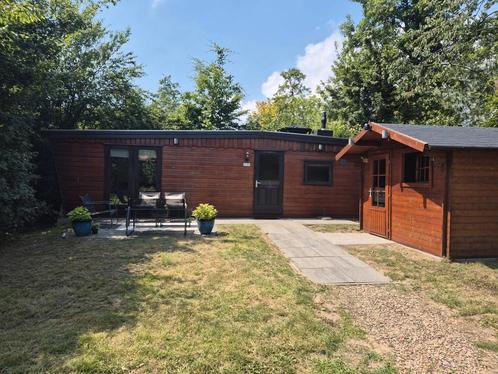Chalet (40 m²) inschrijven postadres mogelijk, Huizen en Kamers, Recreatiewoningen te koop, Gelderland, Chalet, Verkoop zonder makelaar