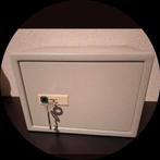 Kluis met 2 sleutels, Huis en Inrichting, Brandblussers en Brandkasten, Ophalen, Gebruikt