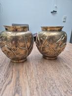 Bronzen Tempelvazen met Reliëf, 19e eeuw, Ophalen of Verzenden