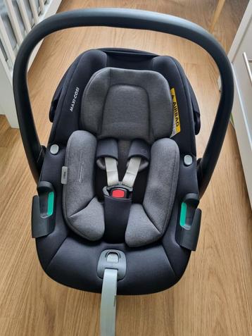 Maxi cosi Pebble 360 z.g.a.n. beschikbaar voor biedingen