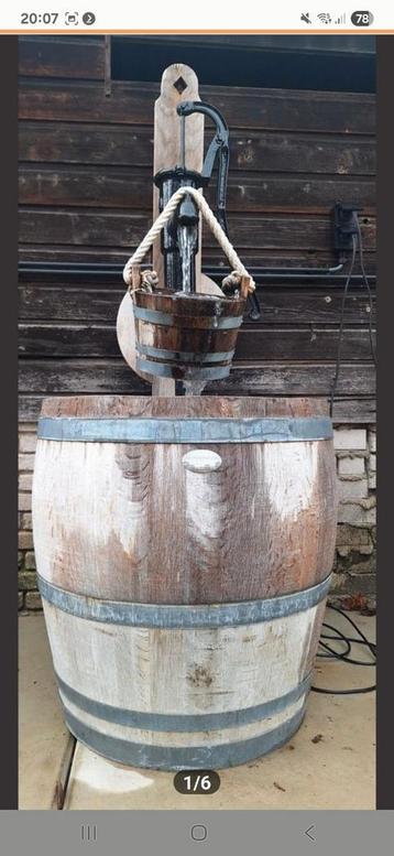 driekwart eikenhouten waterornament  beschikbaar voor biedingen
