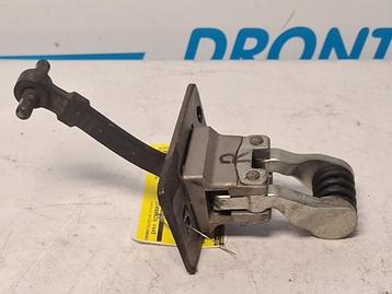 Deurvanger 4Deurs rechts-achter van een Volkswagen Transport beschikbaar voor biedingen