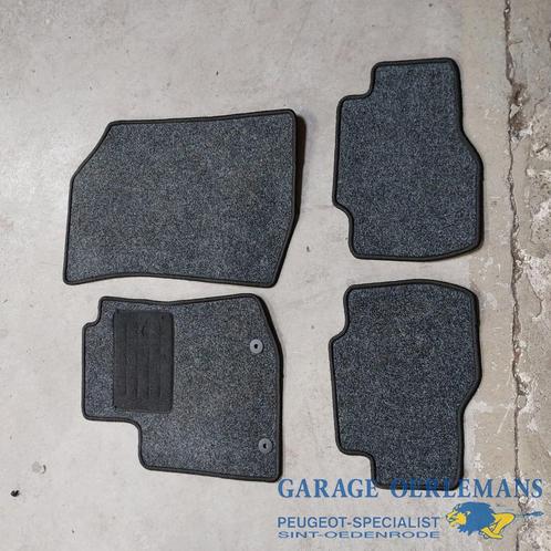 gebruikt matten set peugeot 108, Auto-onderdelen, Interieur en Bekleding, Peugeot, Gebruikt, ARN erkend, Ophalen of Verzenden