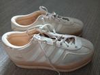 Adidas gazelle ecru mt 40, Kleding | Dames, Schoenen, Adidas, Beige, Ophalen of Verzenden, Sneakers of Gympen
