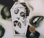 Type O Negative vrij  mooie bloody kisses coffin patch t167, Verzenden, Nieuw, Kleding