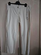 Mooie nieuwe airfield broek wit met gouden bies 44 was €249, Kleding | Dames, Broeken en Pantalons, Ophalen of Verzenden, Nieuw