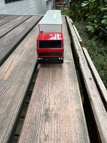 Liontoys 1:50 beschikbaar voor biedingen