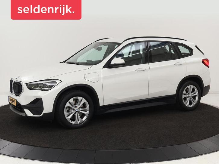 BMW X1 xDrive25e eDrive Edition | Leder | Head-Up | Stoelver, Auto's, BMW, Bedrijf, Te koop, X1, 4x4, ABS, Airbags, Airconditioning