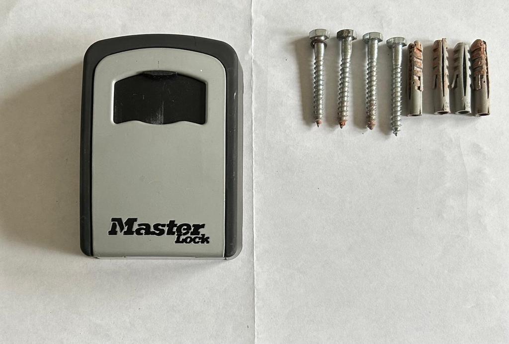 Master lock beveiligd sleutelkluisje, Ophalen, Zo goed als nieuw