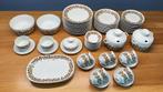 68-delig Vintage Servies Hutschenreuter, Ophalen, Gebruikt, Overige stijlen, Aardewerk