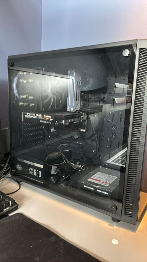 GAMEPC verlicht en monitor en keyboard voor 1143€gekocht, Computers en Software, Desktop Pc's, Ophalen of Verzenden
