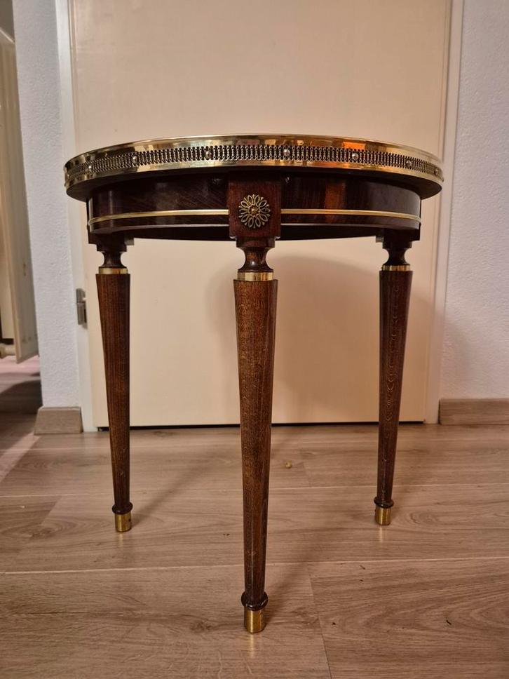 Prachtig Louis XVI stijl bijzettafeltje hout met messing, Huis en Inrichting, Woonaccessoires | Zuilen en Pilaren, Gebruikt, Ophalen