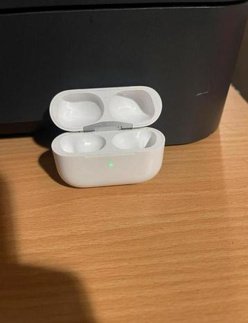 Apple AirPods Pro 2 Case - Zo Goed Als Nieuw beschikbaar voor biedingen