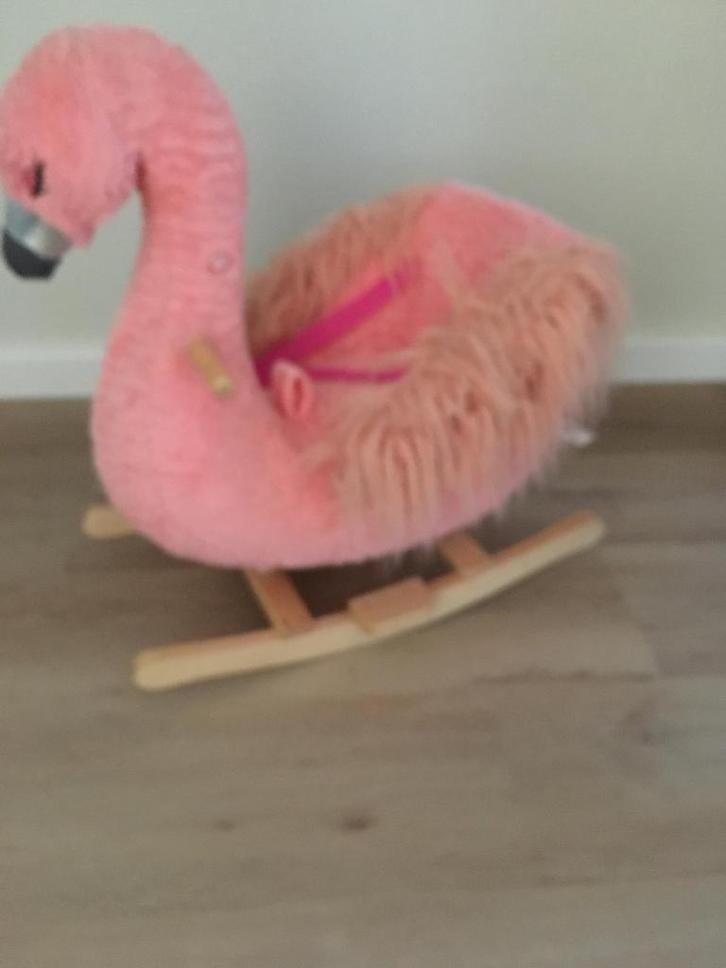 Schommelzwaan ZGAN met Muziek - Sint Tip!, Kinderen en Baby's, Speelgoed | Knuffels en Pluche, Zo goed als nieuw, Overige typen