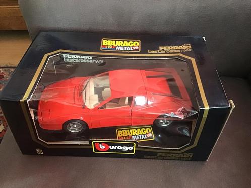 1:18 Bburago metal, Ferrari Testarossa 1984, in verpakking, Hobby en Vrije tijd, Modelauto's | 1:18, Zo goed als nieuw, Bburago