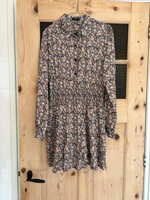 Colourful Rebel jurk gebloemd mt L knielengte katoen, Kleding | Dames, Jurken, Zo goed als nieuw, Maat 42/44 (L), Overige kleuren