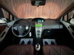 Toyota Yaris 1.3 VVTi Sol / MMT STOELVERWARMING/PDC/LEER/NAP, Gebruikt, 750 kg, 4 cilinders, Elektrische ramen