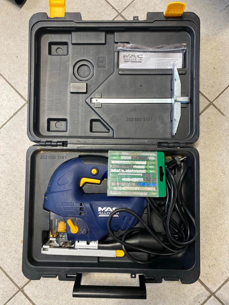 Mac Allister Decoupeerzaag met Koffer en Zaagjes, Ophalen of Verzenden, Gebruikt, Decoupeerzaag