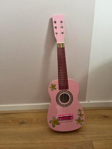 Kinder gitaar beschikbaar voor biedingen
