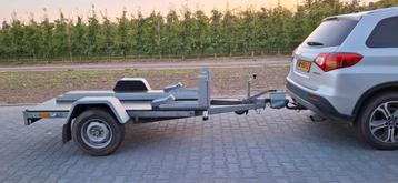 Motor trailer te huur 1-2 motoren beschikbaar voor biedingen
