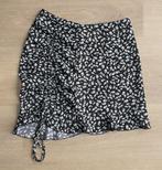 NIEUW Rokje zwart wit gebloemd | XS | Shein, Kleding | Dames, Rokken, Zwart, Nieuw, Ophalen of Verzenden, Maat 34 (XS) of kleiner