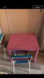 Gratis roze kinder tafel, Kinderen en Baby's, Kinderkamer | Tafels en Stoelen, Ophalen, Gebruikt, Tafel(s) en Stoel(en)