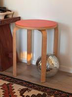 IKEA Frosta Kruk - Oranje, Huis en Inrichting, Ophalen of Verzenden, Gebruikt, Hout