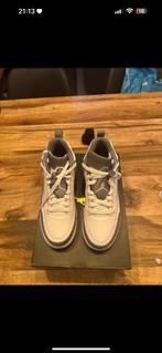 Jordan spizike low, Wit, Nieuw, Ophalen of Verzenden, Sneakers of Gympen