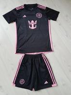 Inter Miami heren voetbaltenue in size small, Sport en Fitness, Voetbal, Maat XS of kleiner, Ophalen of Verzenden, Zo goed als nieuw