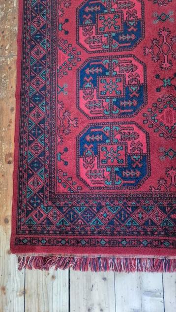 Prachtig vintage vloerkleed beschikbaar voor biedingen