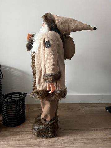grote kerstmannen beschikbaar voor biedingen