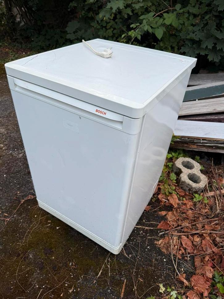 Gratis af te halen – Bosch vriezer (werking onbekend), Witgoed en Apparatuur, Vriezers en Diepvrieskisten, Gebruikt, Minder dan 85 cm
