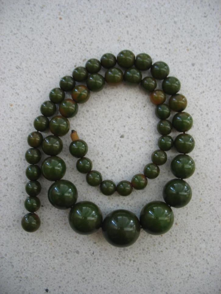 Bakeliet ✨Kralen ✨Ketting✨ End of Day ✨Groentinten✨ Vintage, Sieraden, Tassen en Uiterlijk, Antieke sieraden, Ketting, Overige materialen