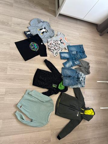 Jongens kledingpakket maat 116 beschikbaar voor biedingen