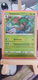 Rillaboom holo swsh277 crown zenith promo, Hobby en Vrije tijd, Verzamelkaartspellen | Pokémon, Nieuw, Ophalen of Verzenden