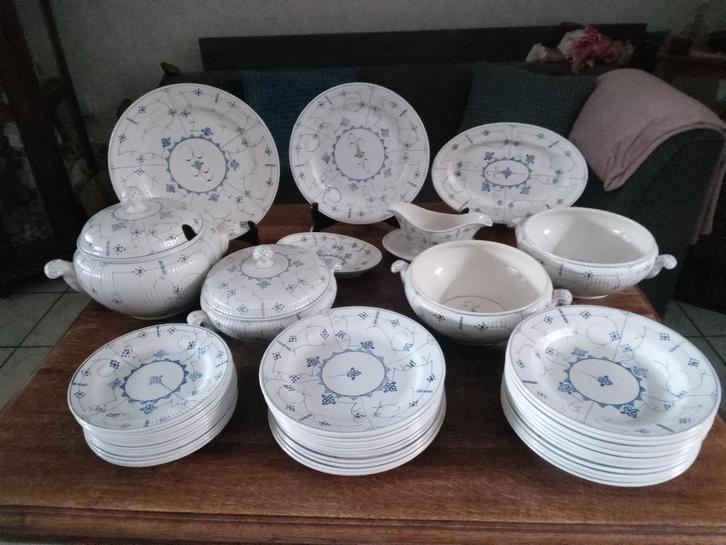 eetservies SARREGUEMINES SAKS, Antiek en Kunst, Antiek | Servies compleet, Ophalen