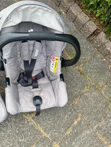 Maxi cosi beschikbaar voor biedingen