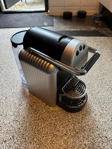 Nespresso Zenius Koffiemachine - Zo goed als nieuw! beschikbaar voor biedingen
