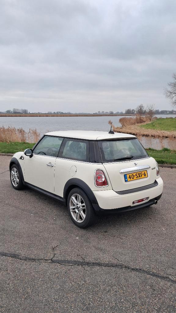 Mini 1.6 ONE 2011 Wit, Auto's, Mini, Particulier, Cooper, Airbags, Airconditioning, Bluetooth, Centrale vergrendeling, Elektrische buitenspiegels