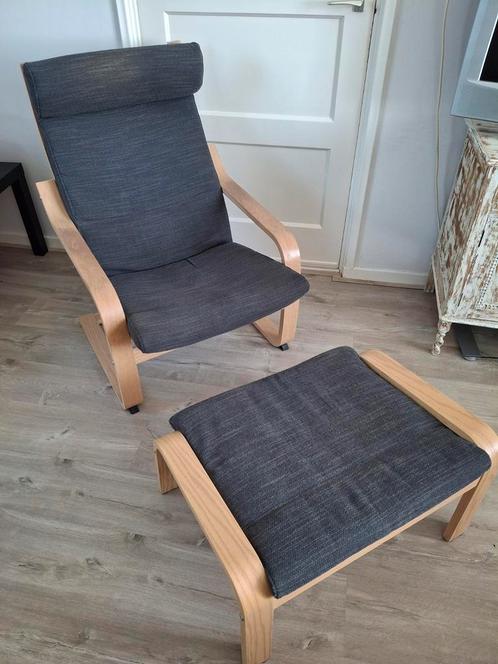 Heerlijk zittende fauteuil ,typische ikea stoel,met voetenst, Huis en Inrichting, Fauteuils, Zo goed als nieuw, 50 tot 75 cm, Ophalen