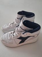 Diadora sneakers maat 29, Kinderen en Baby's, Kinderkleding | Schoenen en Sokken, Ophalen of Verzenden, Zo goed als nieuw, Meisje