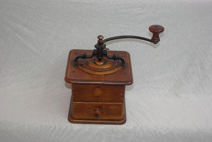 Schoot koffie molens, Antiek en Kunst, Curiosa en Brocante, Ophalen of Verzenden