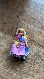 Oud poppenmeisje, Ophalen of Verzenden, Zo goed als nieuw, Poppenhuis