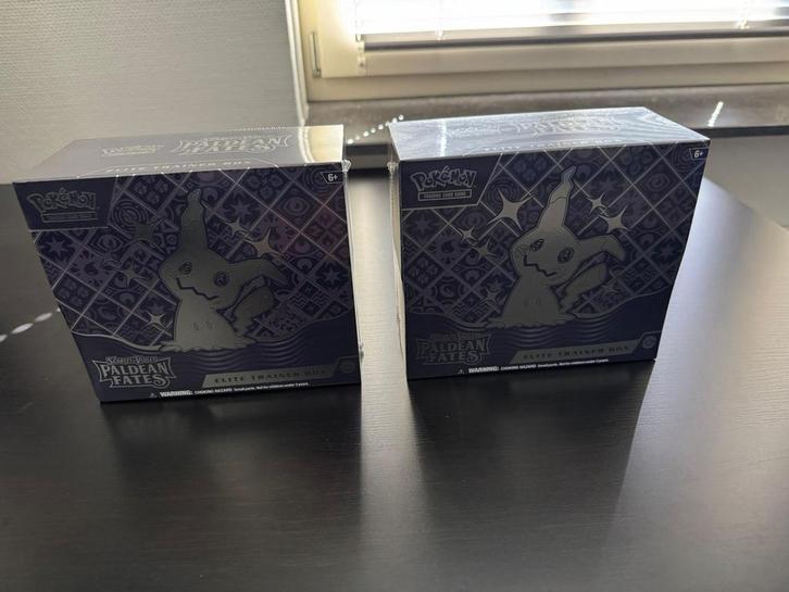 Paldean Fates elite trainer box, Hobby en Vrije tijd, Verzamelkaartspellen | Pokémon, Zo goed als nieuw, Ophalen of Verzenden