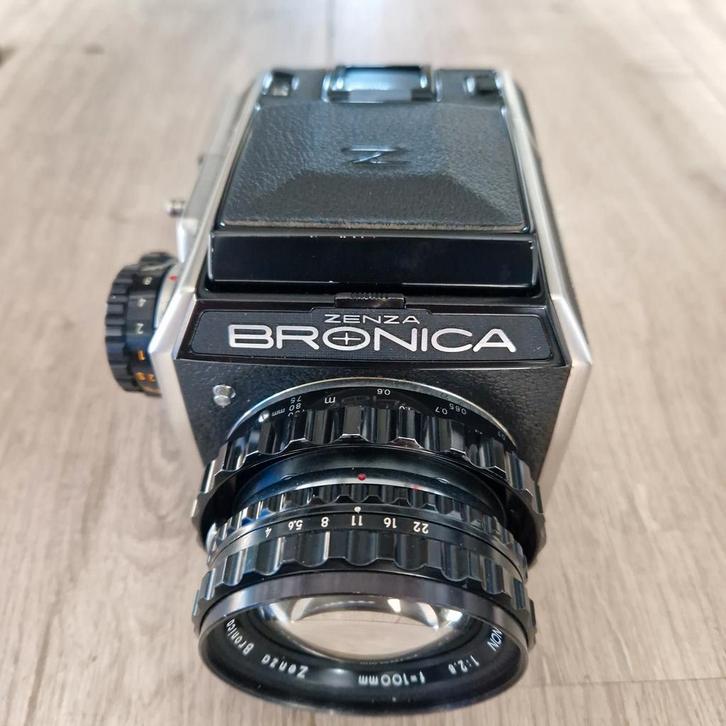 Bronica EC 6x6 SLR Camera met 2 lenzen, Audio, Tv en Foto, Fotocamera's Analoog, Gebruikt, Spiegelreflex, Overige Merken, Ophalen of Verzenden