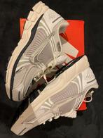 Nike Vomero 5 - Top Conditie!, Kleding | Heren, Schoenen, Ophalen of Verzenden, Zo goed als nieuw, Wit, Sneakers of Gympen