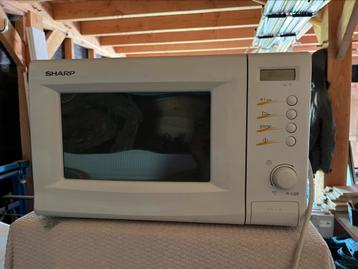 Sharp magnetron beschikbaar voor biedingen